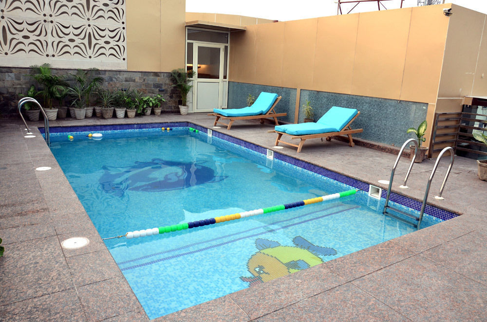 Hotel Seven Hills Tower Агра Екстериор снимка