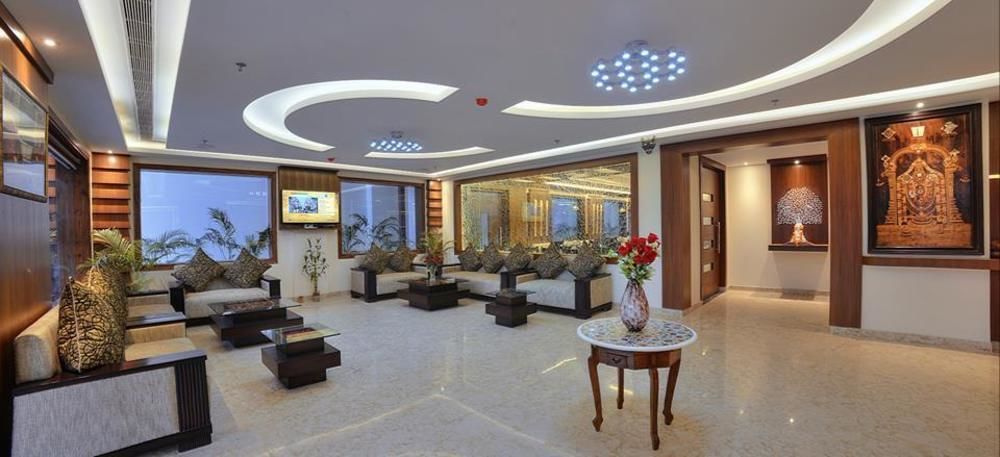 Hotel Seven Hills Tower Агра Екстериор снимка